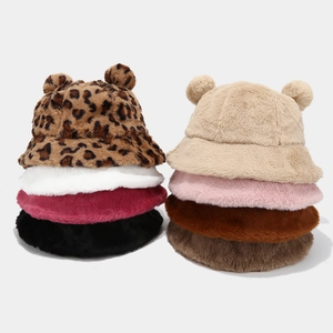 Chapeau bob d'hiver classique en peluche avec oreilles d'ours en huit couleurs