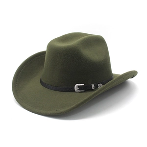 Chapeau de cowboy en feutre olive avec bande en cuir noir et boucle argentée