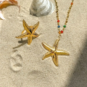 Parure collier et bague étoile de mer en acier inoxydable doré 18 carats et perles colorées