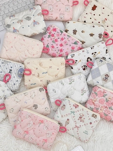 Quilted Polyester Mini Coin Purse Portable Cartoon Zipper Pouch Makeup Storage Bag With Hand Loop For Women Girls
