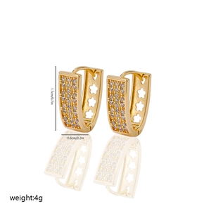 Detail of gold V-shaped zircon earrings with side flower hollows, 1.7cm in height