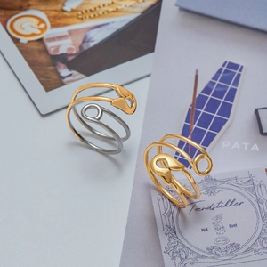 Minimalist double-layered 18K gold stainless steel paperclip open ring in a modern style