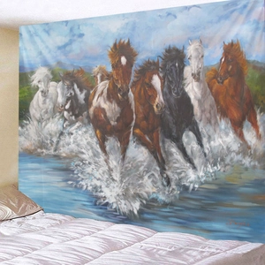 Wandteppich mit galoppierenden Pferden als Wanddekoration für Schlafzimmer und Wohnzimmer