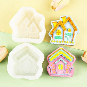 Cartoon house silicone mold for handmade aromatherapy candles and resin crafts