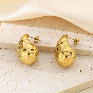 French vintage gold woven teardrop hollow earrings in polished stainless steel for women