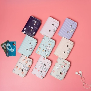Neuf porte-cartes de dessin animé colorés avec fentes accordéon et motifs d'animaux