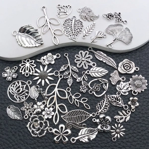 Assortiment de breloques en alliage argenté en forme de feuilles et de fleurs DIY
