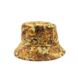 Chapeau bob steampunk avec motifs d'engrenages et structures mécaniques en tissu