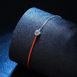 Minimalist S925 sterling silver moissanite bracelet with lucky red rope and silver chain