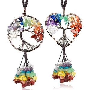 Pendentifs arbre de vie artisanaux en cuivre et cristaux de formes cœur et ronde