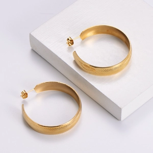 18k gold plated stainless steel C-shaped hoop earrings with elegant textured geometric design