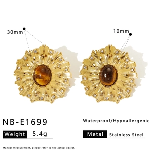 Detailed size and weight specs of gold starburst earrings with 10mm tiger eye stone