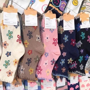 Women Cotton Blend Mid Calf Socks Retro Argyle Pattern 3D Colorful Flower Embroidery Sweet Scalloped Trim Crew Socks