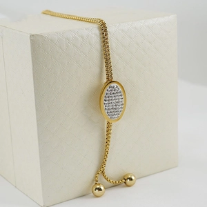 Collana lunga in acciaio placcato oro 18K con ciondolo di cristallo su confezione regalo