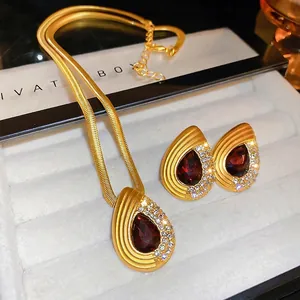 Alloy Rhinestone Water Drop Necklace And Earrings With Silver Earring Post Vintage Red Zircon Jewelry For Women Elegant