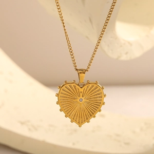 Heart Pendant Necklace Stainless Steel 18K Gold Plated Radiating Sunburst Texture Zircon Inlaid Elegant Jewelry Women