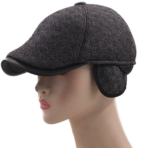 Casquette d'hiver pour hommes avec cache-oreilles et motif à chevrons gris foncé