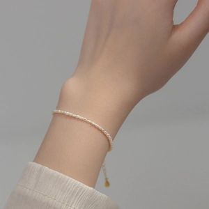 Pulsera de Cuentas de Perlas Naturales de Agua Dulce Minimalista para Mujer Elegante Aleación Bañada en Oro Hecha a Mano Pulsera de Perlas Finas Joyería de Moda Regalo