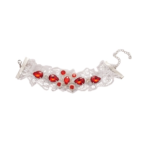 Collier ras du cou en dentelle blanche avec pierre rouge en goutte et chaîne réglable