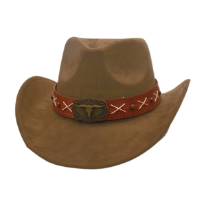 Klassischer brauner Western Cowboyhut mit Bullenschädel-Emblem und Kreuzstichband