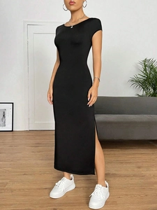 Slim fit black maxi dress with crew neck, short sleeves and high side slit detail