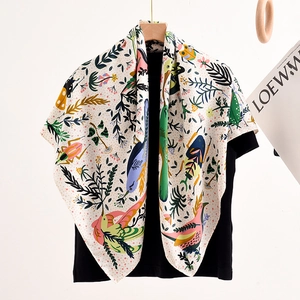 Damen Elegant Wald Stil Vogel Blumen Druck Satin Gefühl Großer Quadratischer Schal Leicht Polyester Dekorativer Schal
