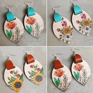Bohemian Teardrop Wood Earrings Floral Pattern Leather Detail Iron Hook Ethnic Retro Jewelry For Women