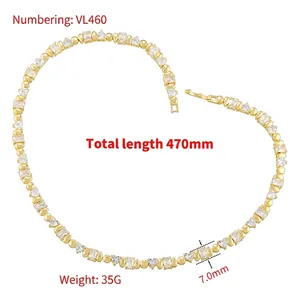 Goldene Tennis-Halskette mit quadratischen und dreieckigen Steinen 470mm lang 7mm breit