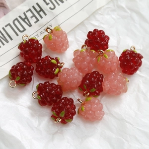 Mini Resin Raspberry Berry Charms 3D Transparent Fruit Pendants With Metal Loop For DIY Jewelry Making Bracelet Necklace Hand-Painted