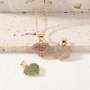 Luxury heart-shaped copper necklace with micro-pave zircons in gold finish