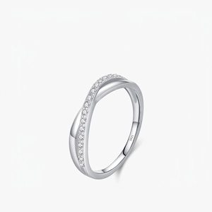 925 Sterling Silver Criss Cross Ring Cubic Zirconia Twisted Band Simple Elegant Jewelry For Women
