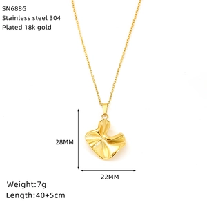 Detailed specs of 18K gold plated stainless steel irregular lotus leaf pendant necklace