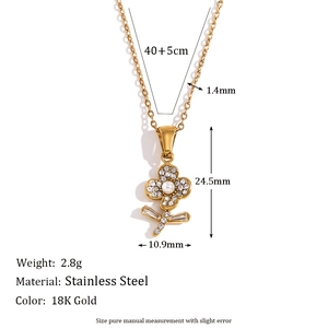 18K vergoldete Edelstahl Blumenkette mit Perlen und funkelnden Zirkonsteinen