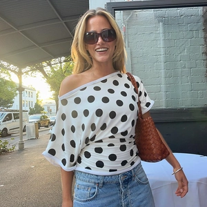 Elegant one shoulder polka dot blouse for women with slim waist design and short sleeves