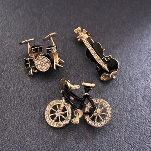 Sparkling rhinestone bicycle and musical instrument brooches for suit accessories