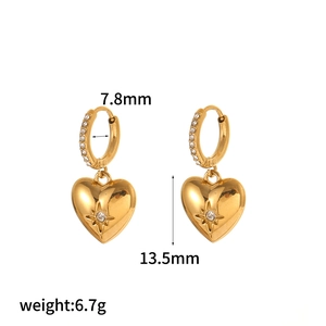 Detailed dimensions of gold heart dangle earrings with 7.8mm inner hoop diameter