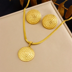 Gold plated jewelry set with woven texture heart charms and flat snake chain