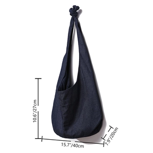 Bolso hobo de lona azul marino dimensiones: 40 cm ancho, 27 cm alto, 20 cm fondo.