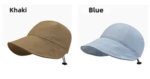 Dettaglio dei cappelli da sole kaki e azzurro con coulisse regolabile per donna