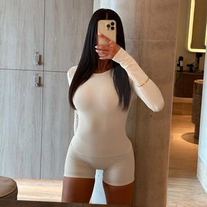 Haut À Manches Longues Ajusté Et Short À Taille Haute Couleur Unie Côtelé Mode Athlétique Streetwear Femmes