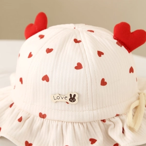 Infant cotton bucket hat with red heart prints and cute top ornaments for baby girls
