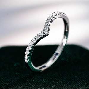 Elegant 925 sterling silver V-shape crown ring with micro-pave sparkling moissanite stones