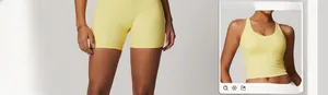 Détail du short de yoga jaune sans couture taille haute et du débardeur de sport assorti