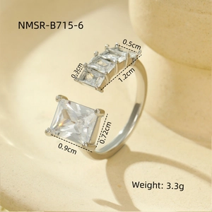 Detailed view showing dimensions and weight of titanium steel square zircon ring