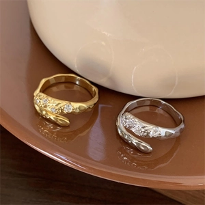 French style 925 sterling silver irregular ring with zircon in gold and silver finishes