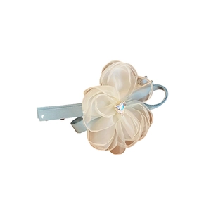 Elegant mesh flower hair clip with pearl and blue ribbon bow in minimalist Korean style