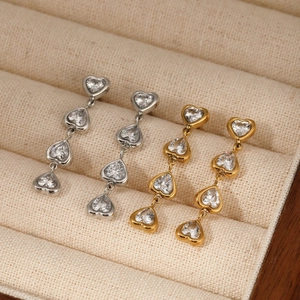 Boucles d'oreilles pendantes cœur en acier inoxydable et zircone en or et argenté