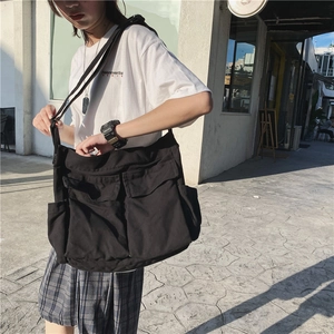 Large Capacity Canvas Shoulder Bag For Women Japanese Style Vintage Messenger Bag Multi Pocket Crossbody Bag School Daily Commuting Bag