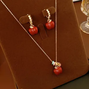 Collana Mela Rossa E Orecchini A Cerchio Rame Placcato Oro 18K Zircone Smalto Pendente Frutta Donne Moda Gioielleria