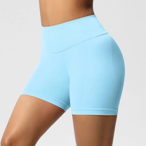 Détail du short de yoga sans couture taille haute bleu clair avec texture en maille respirante